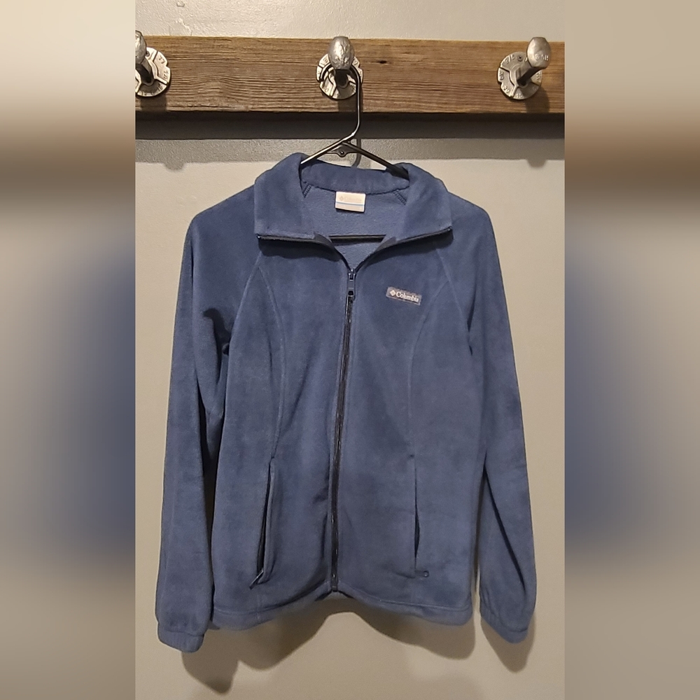 Womans Columbia Fleece Jacket
